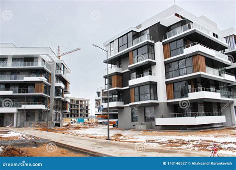 Special Release PRIVATE BUILDING CONSTRUCTION .